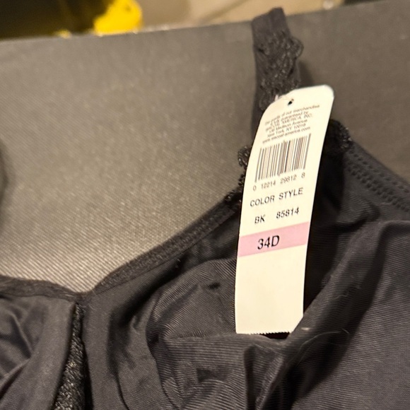 Wacoal Black Lace Bra - Picture 2 of 2